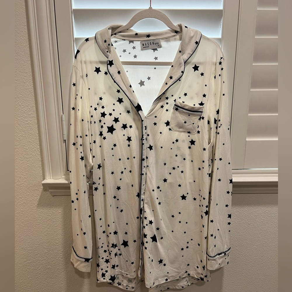 Mason Grey-Kara boyfriend shirt- black stars